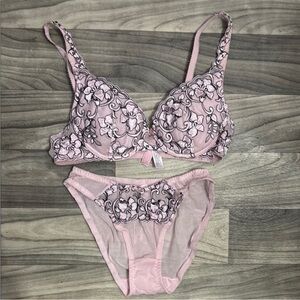 Victoria's Secret Pink Floral Embroidered Bra Set